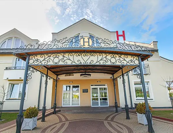 Hotel Lotos ulkokuva